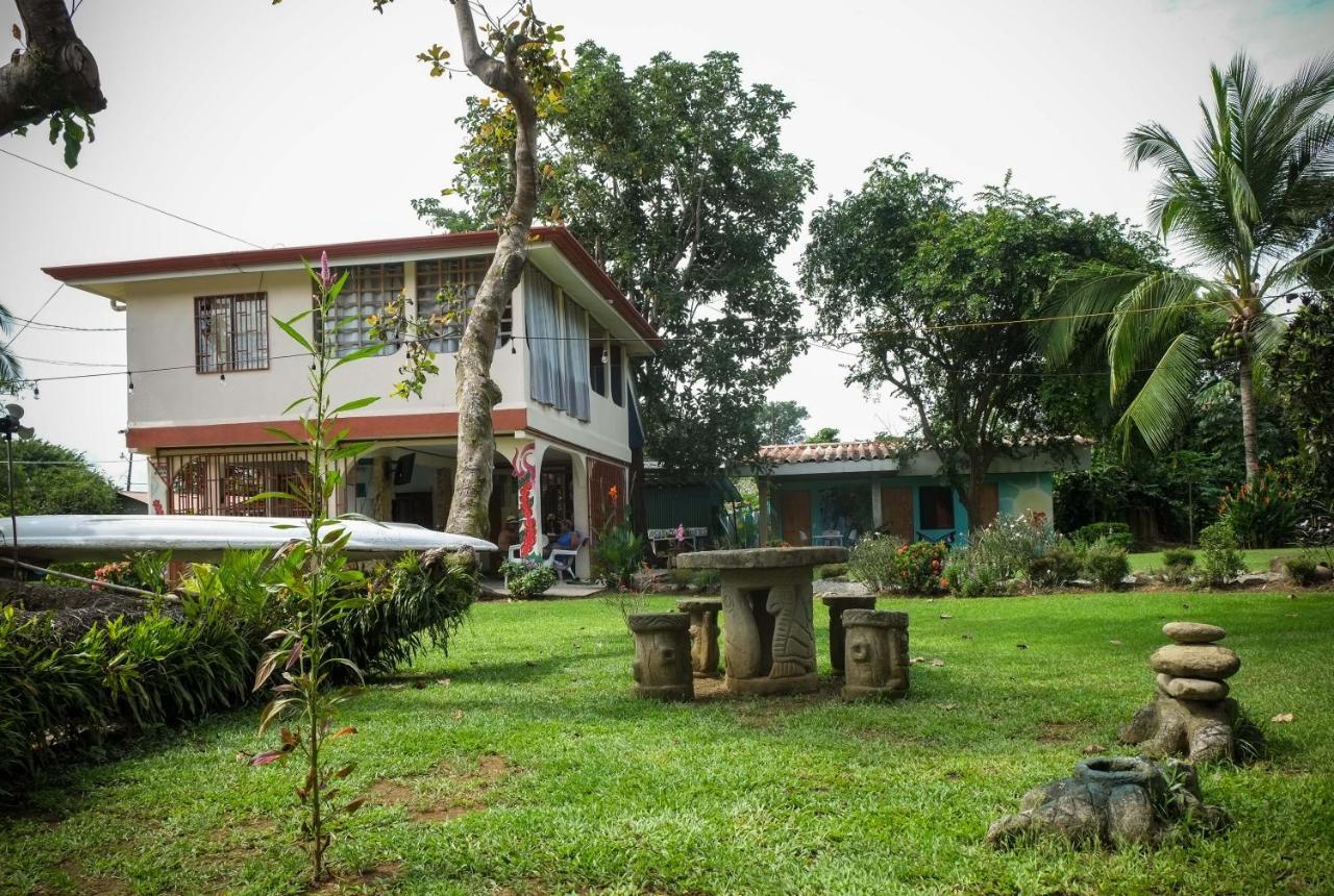 Yubarta Lodge 우비타 외부 사진