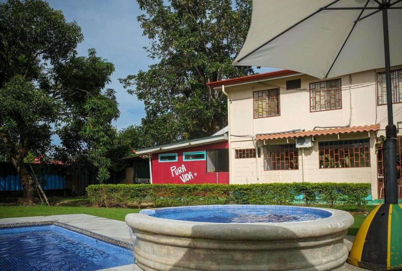 Yubarta Lodge 우비타 외부 사진